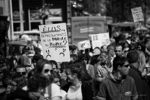 2015 - Mobilisation et manifestations à Savigny. Brocante